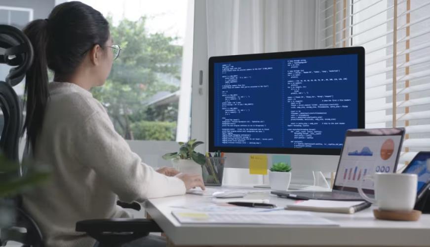 白朗县企业数字化解决方案：机器学习赋能商业模式升级的核心路径